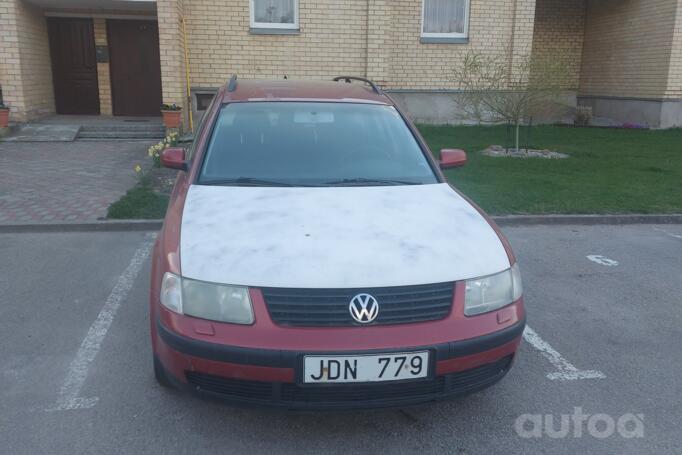 Volkswagen Passat B5 Sedan 4-doors
