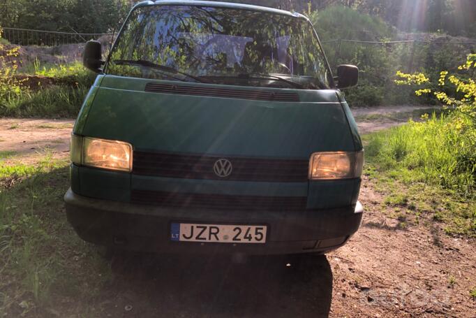 Volkswagen Transporter T4 Minivan 4-doors