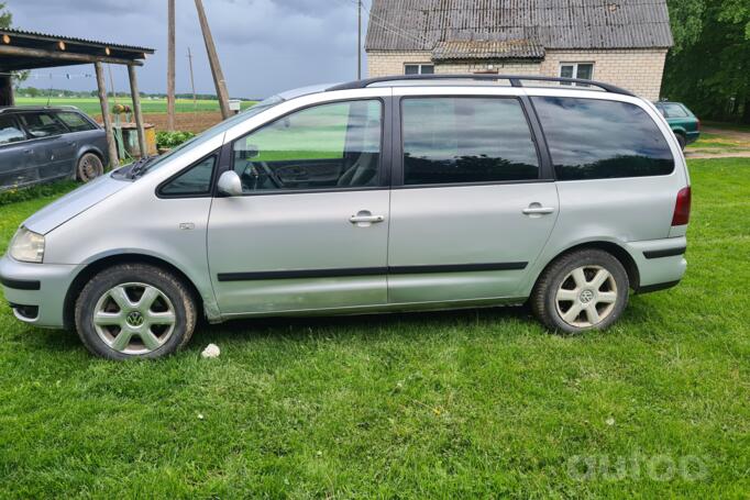 Volkswagen Sharan 1 generation [2th restyling] Minivan