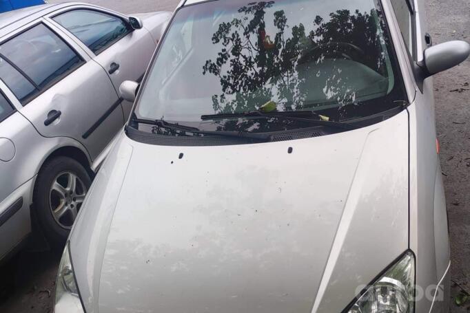 Ford Focus 1 generation Hatchback 5-doors