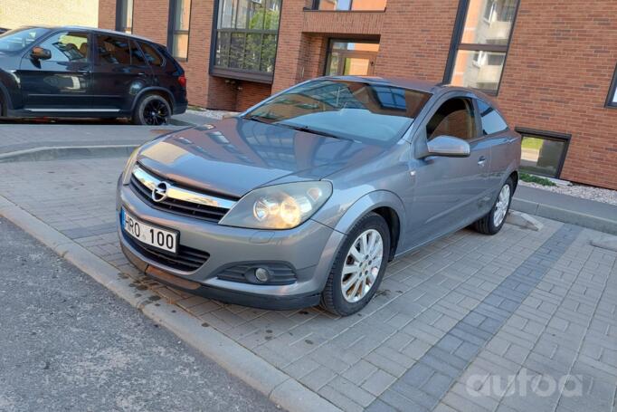 Opel Astra H Hatchback