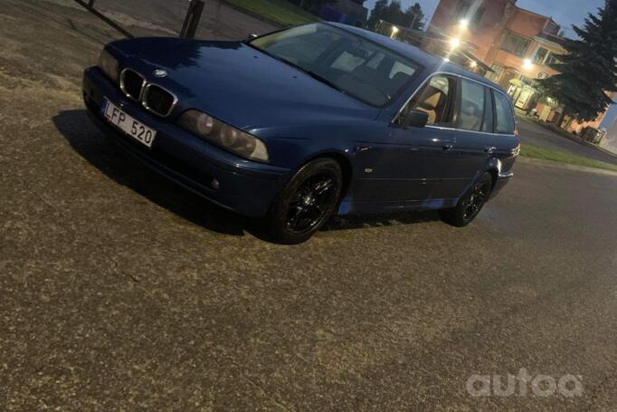 BMW 5 Series E39 Touring wagon