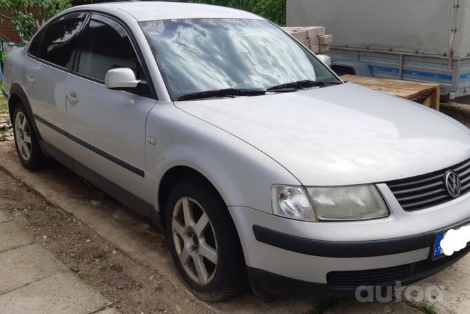 Volkswagen Passat B5 Sedan 4-doors
