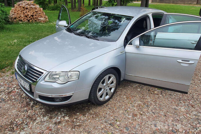 Volkswagen Passat B6 wagon 5-doors