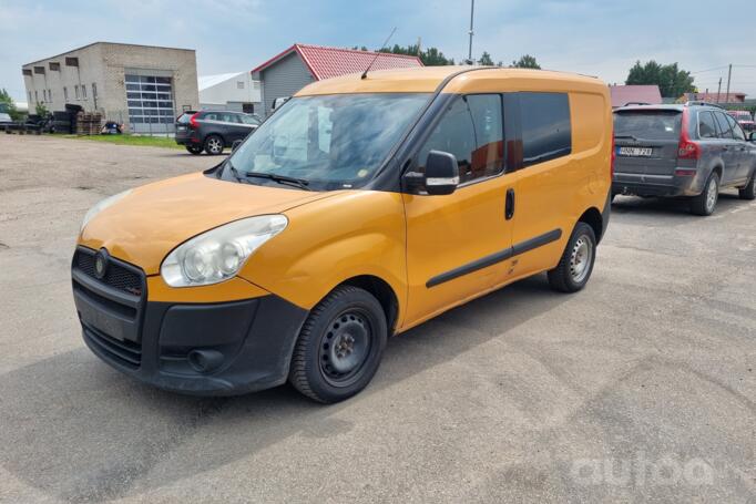 Fiat Doblo 2 generation Minivan 4-doors