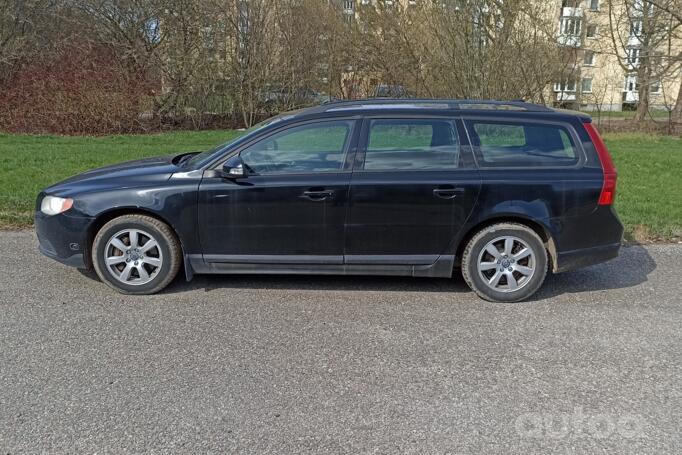 Volvo V70 3 generation wagon