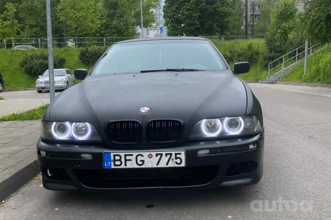 BMW 5 Series E39 Sedan 4-doors