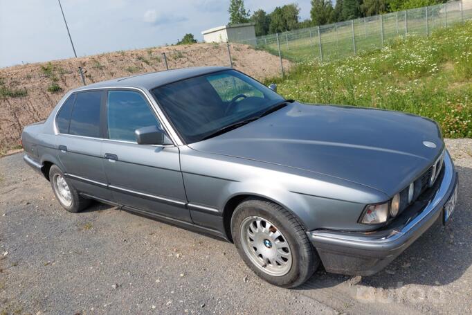 BMW 7 Series E32 Sedan