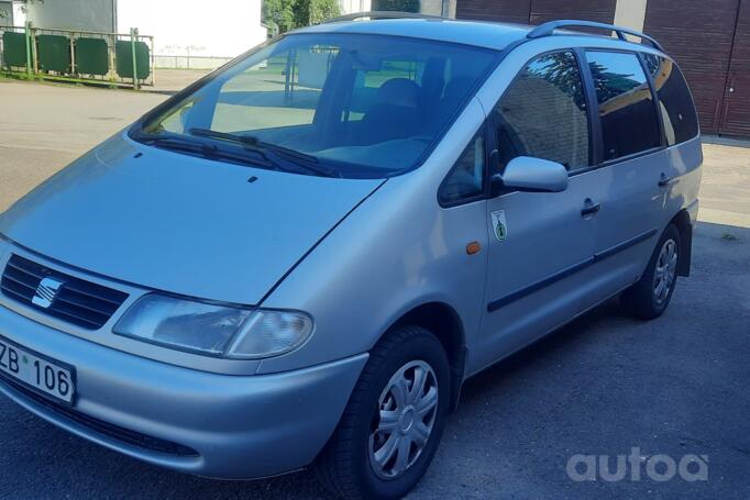 SEAT Alhambra 1 generation [restyling] Minivan