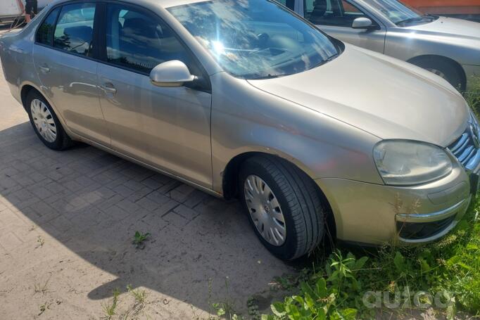 Volkswagen Jetta 5 generation Sedan 4-doors