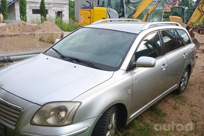 Toyota Avensis 2 generation wagon
