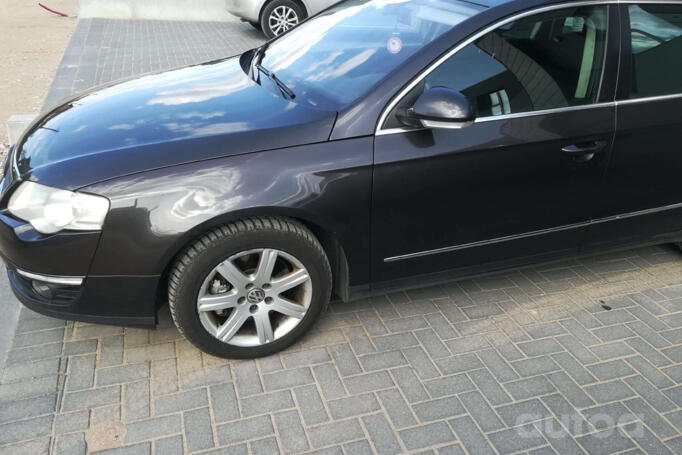 Volkswagen Passat B6 wagon 5-doors