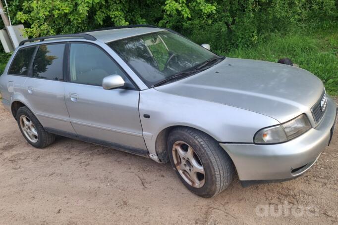Audi A4 B5 Avant wagon 5-doors
