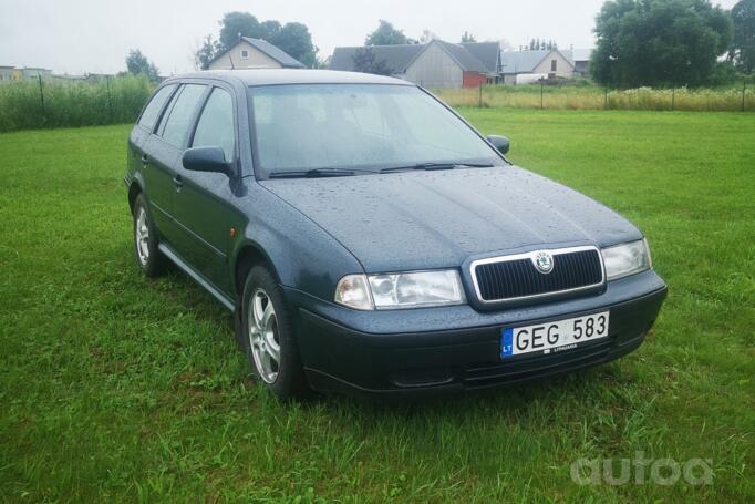 Skoda Octavia 1 generation Combi wagon 5-doors