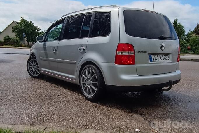 Volkswagen Touran 1 generation Minivan