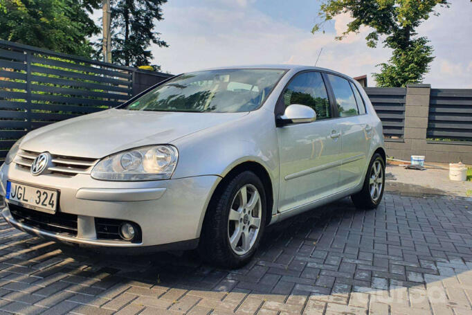 Volkswagen Golf 5 generation Hatchback 5-doors