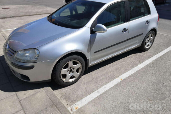 Volkswagen Golf 5 generation Hatchback 5-doors