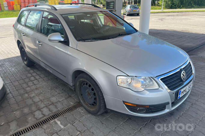 Volkswagen Passat B6 wagon 5-doors