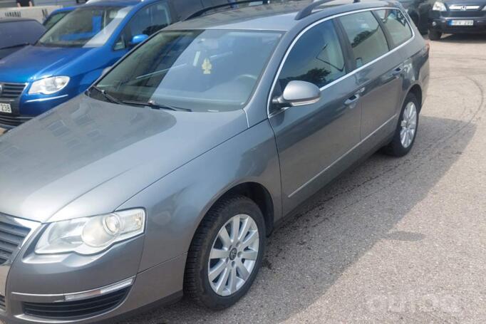 Volkswagen Passat B6 wagon 5-doors