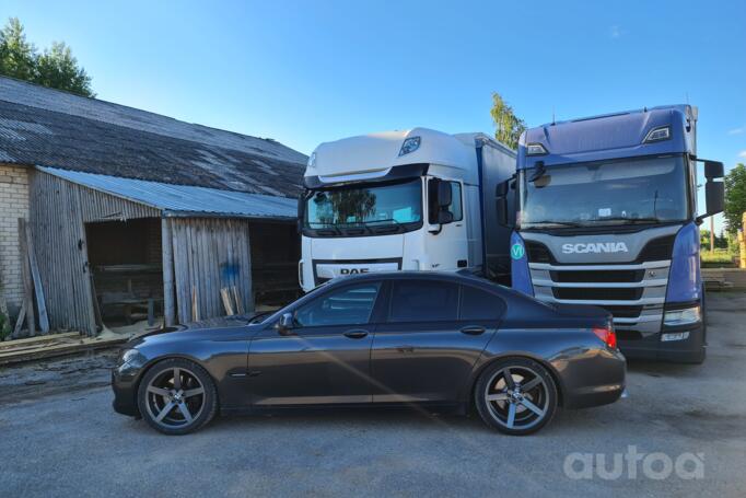 BMW 7 Series F01/F02 Sedan