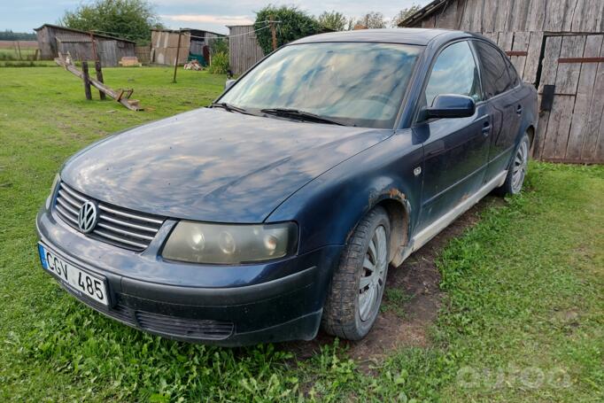 Volkswagen Passat B5 Sedan 4-doors