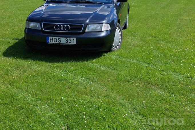 Audi A4 B5 Avant wagon 5-doors