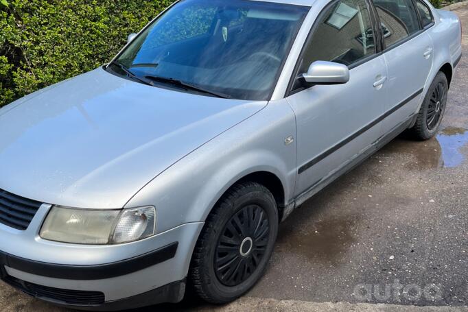 Volkswagen Passat B5 Sedan 4-doors