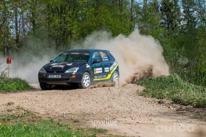 Ford Focus 1 generation Hatchback 5-doors