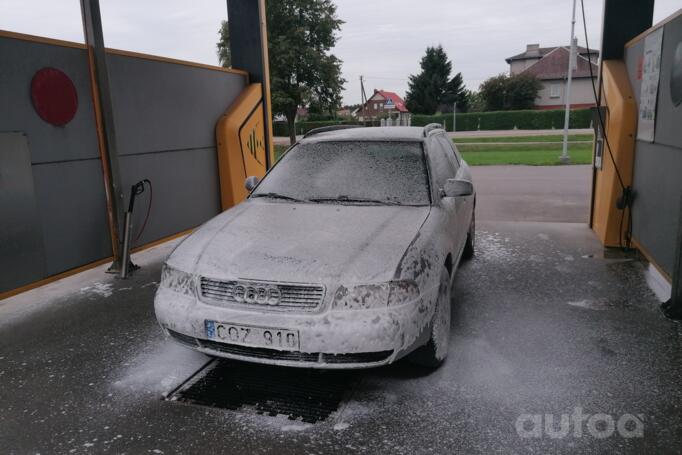 Audi A4 B5 Avant wagon 5-doors