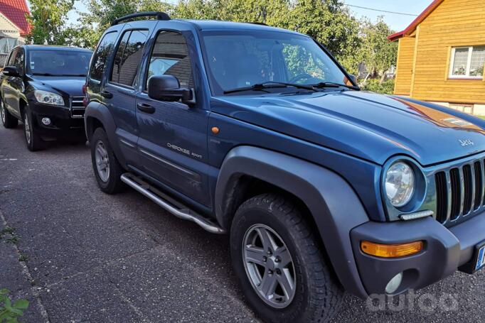 Jeep Cherokee KJ SUV
