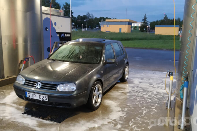 Volkswagen Golf 4 generation Hatchback 5-doors