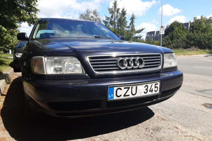 Audi A6 A4/C4 Sedan