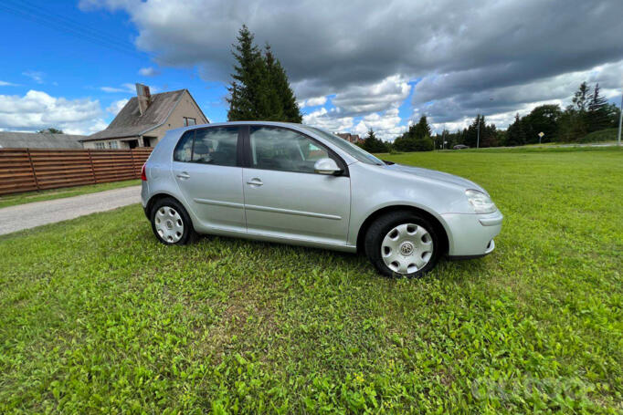 Volkswagen Golf 5 generation Hatchback 5-doors