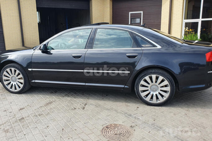 Audi A8 D3/4E Sedan
