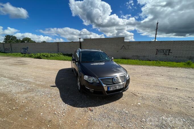 Volkswagen Passat B6 wagon 5-doors