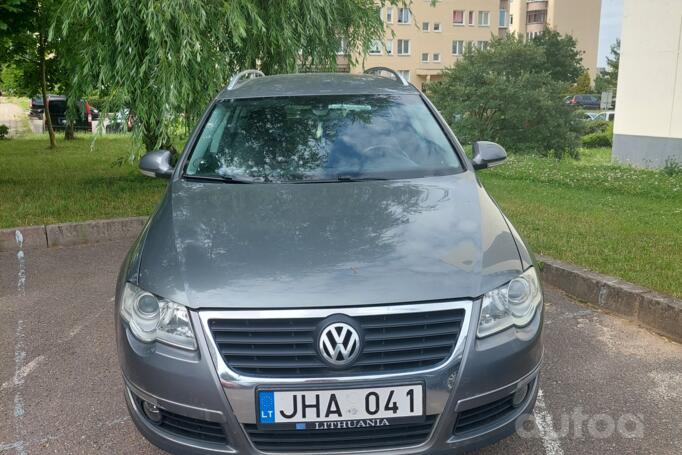 Volkswagen Passat B6 wagon 5-doors