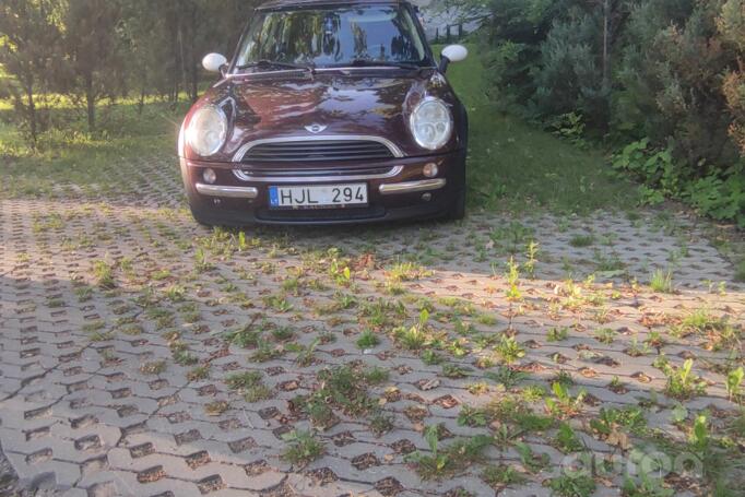 Mini One R50 Hatchback