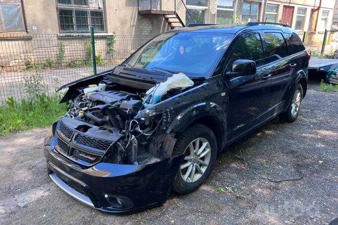 Dodge Journey 1 generation [restyling] Crossover