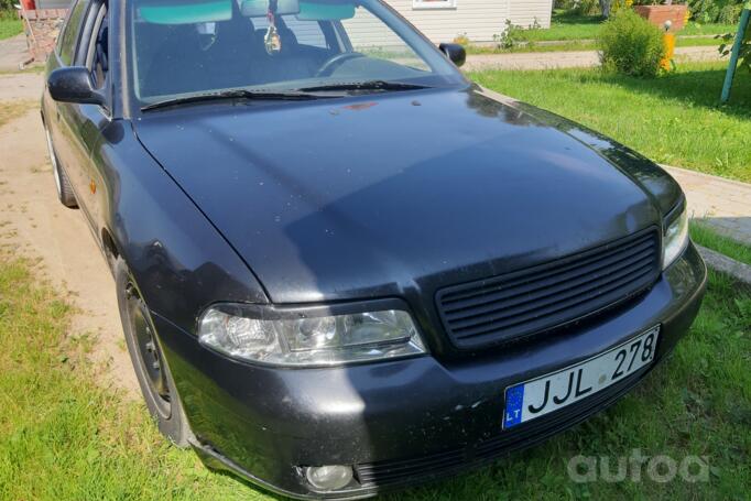 Audi A4 B5 Avant wagon 5-doors