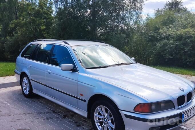 BMW 5 Series E39 Touring wagon