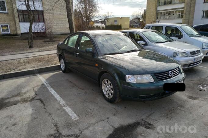 Volkswagen Passat B5 Sedan 4-doors
