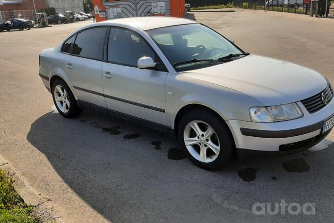 Volkswagen Passat B5 Sedan 4-doors