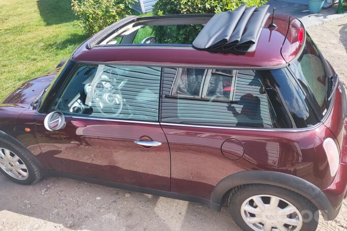 Mini One R50 Hatchback