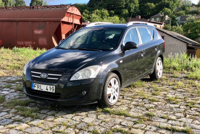 Kia Cee'd 1 generation SW wagon