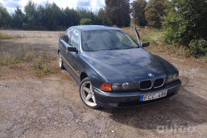 BMW 5 Series E39 Sedan 4-doors