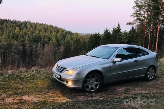 Mercedes-Benz C-Class W203/S203/CL203 Coupe 3-doors