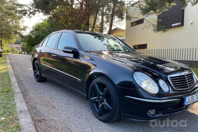 Mercedes-Benz E-Class W211/S211 Sedan 4-doors