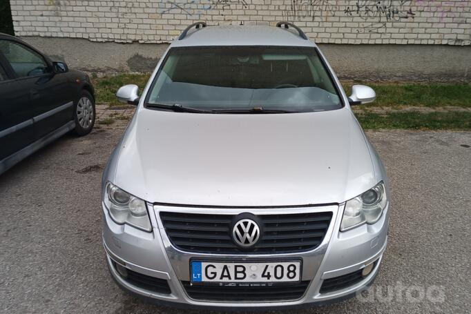Volkswagen Passat B6 wagon 5-doors