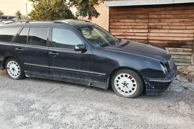 Mercedes-Benz E-Class W210/S210 [restyling] wagon 5-doors