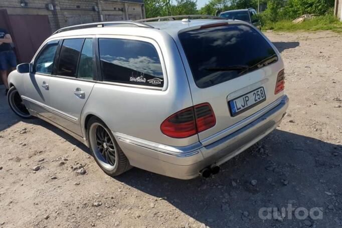 Mercedes-Benz E-Class W210/S210 wagon 5-doors